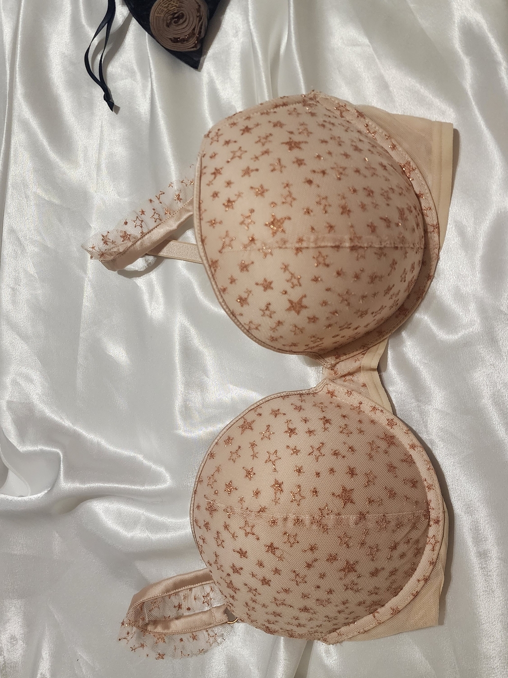 Victoria's Secret Dream Angels Blush Star-Pattern Bra